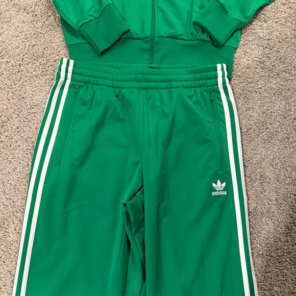 ADIDAS TRACKSUIT SET - Picture 4 of 6